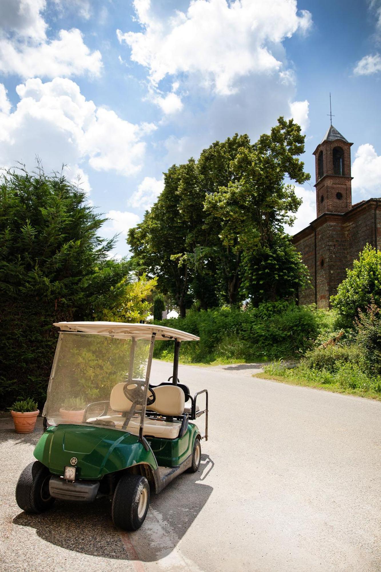 Notte Nella Botte Hotel Vignale Monferrato Exterior photo
